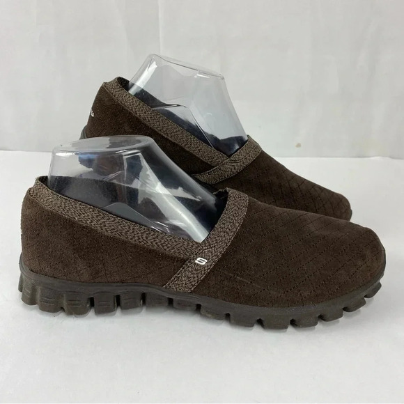 Skechers Womens 11 Brown Quilted Microsuede Slip On Loafers Shoes - Picture 1 of 6